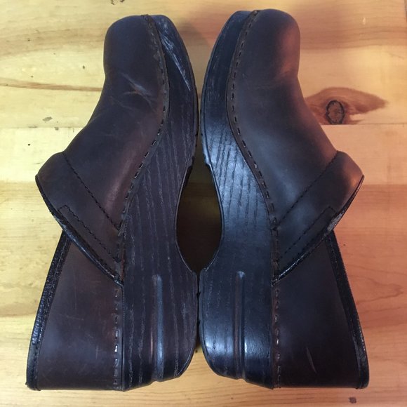 Dansko Brown Clog - Picture 6 of 10